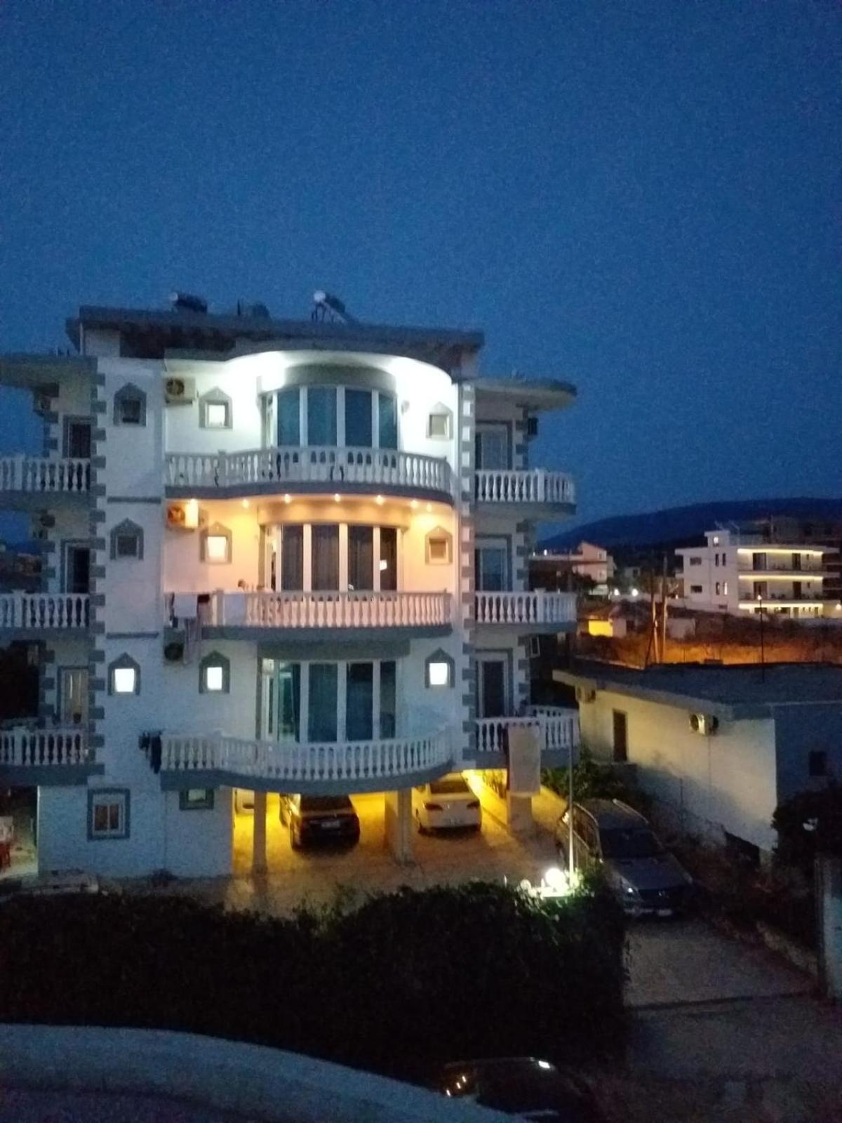 Studio Apartments Rizarjo Ksamil Esterno foto