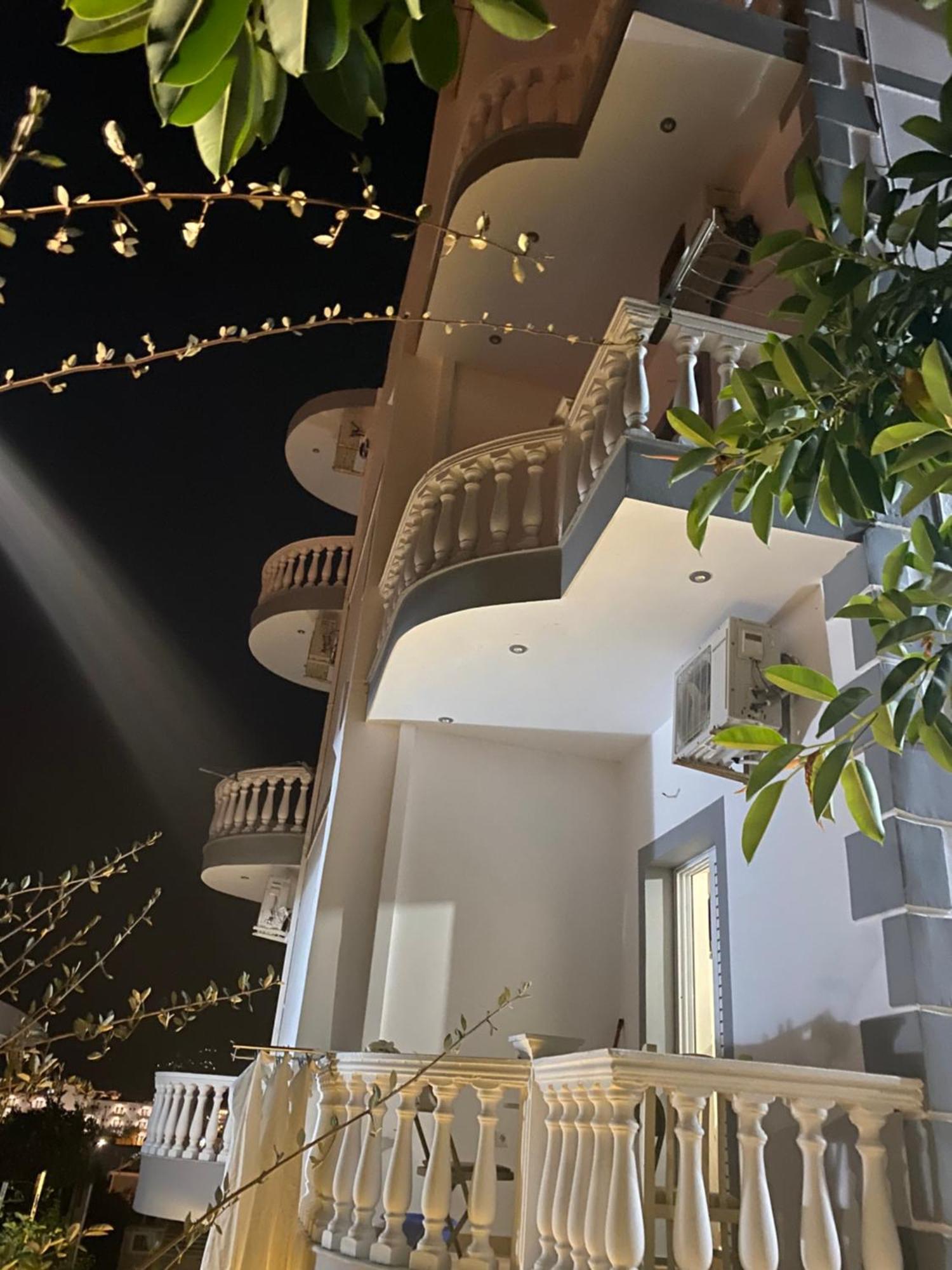 Studio Apartments Rizarjo Ksamil Esterno foto