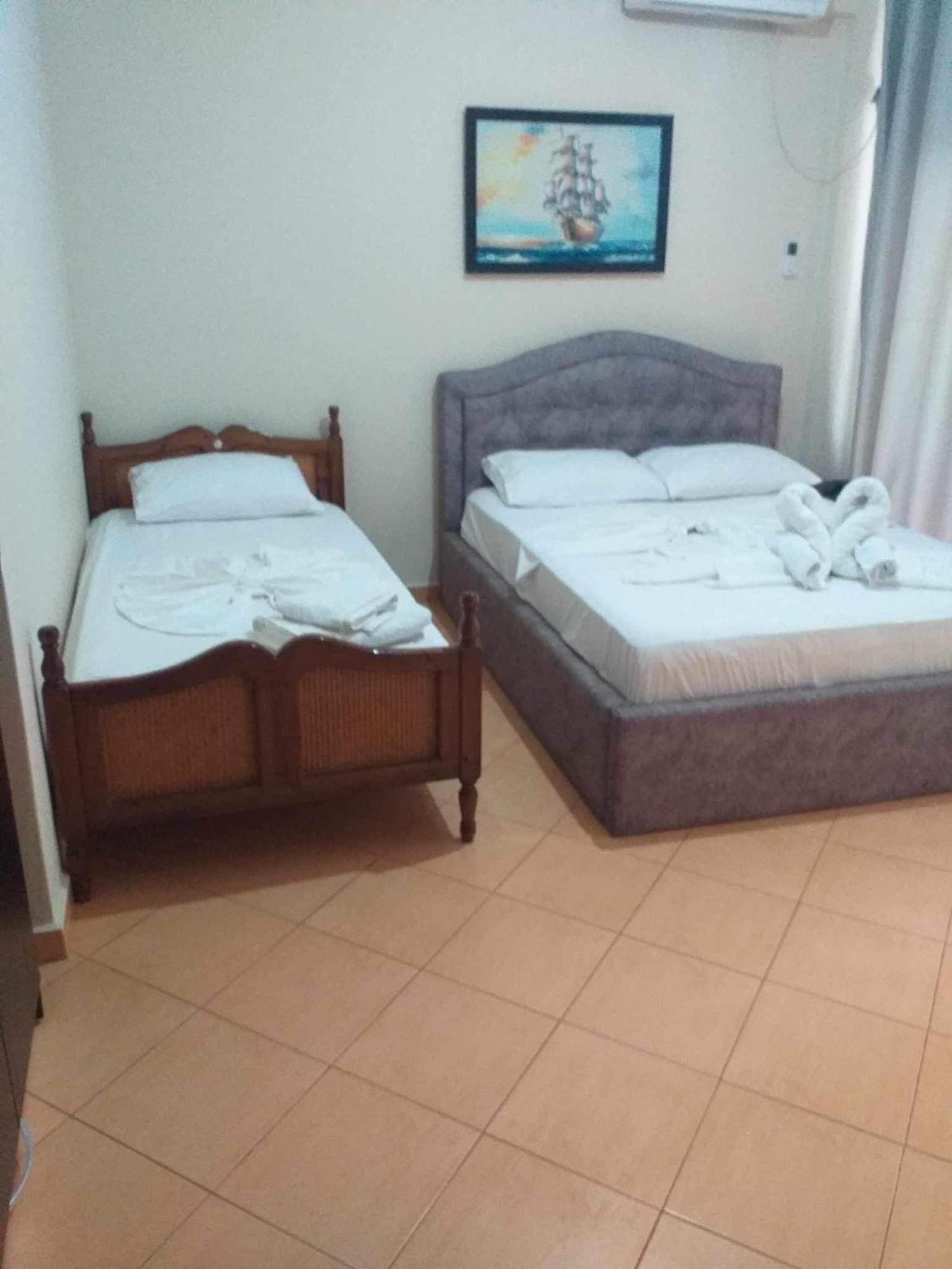 Studio Apartments Rizarjo Ksamil Esterno foto