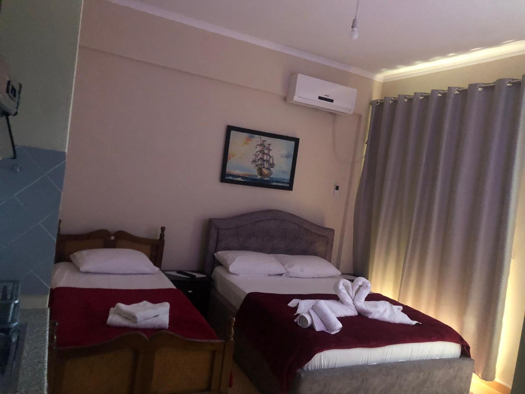 Studio Apartments Rizarjo Ksamil Esterno foto