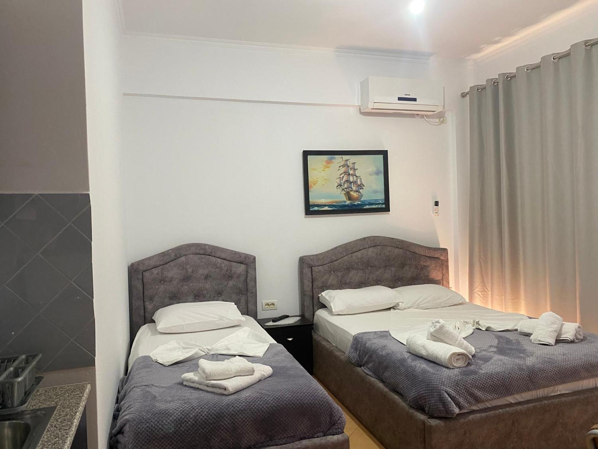 Studio Apartments Rizarjo Ksamil Esterno foto