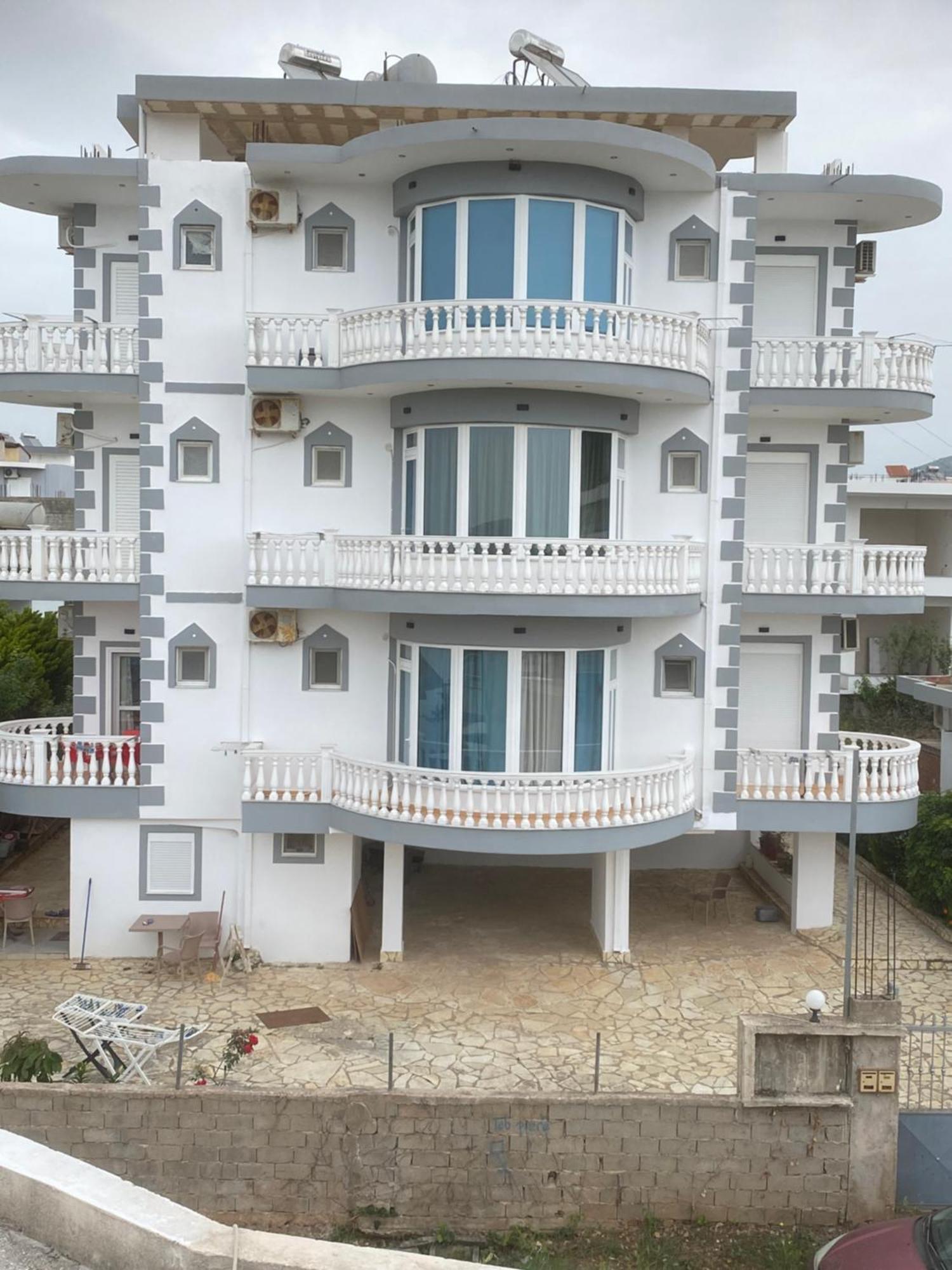 Studio Apartments Rizarjo Ksamil Esterno foto